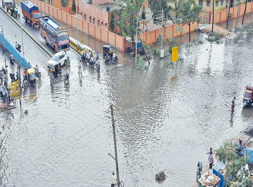 Heavy Rain Triggers Flooding in Low-Lying Areas of Chamarajanagar disasters new